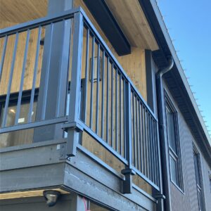 Fascia mounting bracket