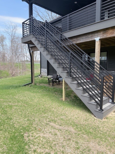 Horizontal picket railing